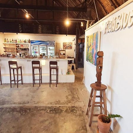 Maliblues Bed & Art Gallery Chumphon Exteriör bild