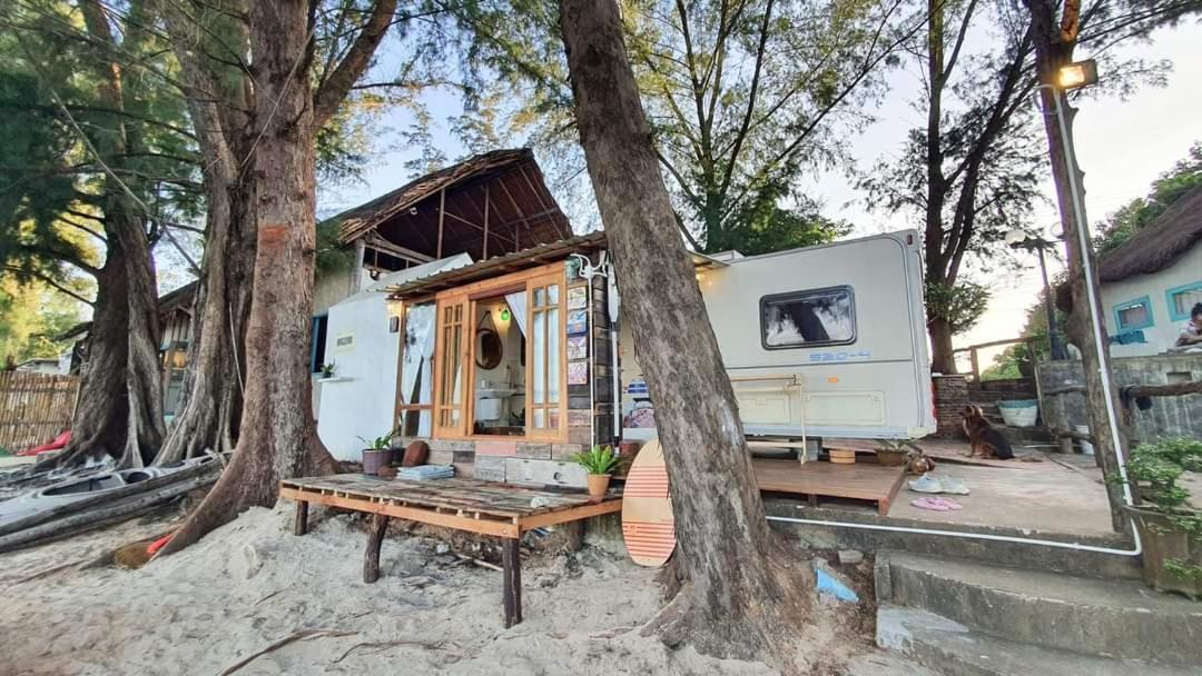 Maliblues Bed & Art Gallery Chumphon Exteriör bild
