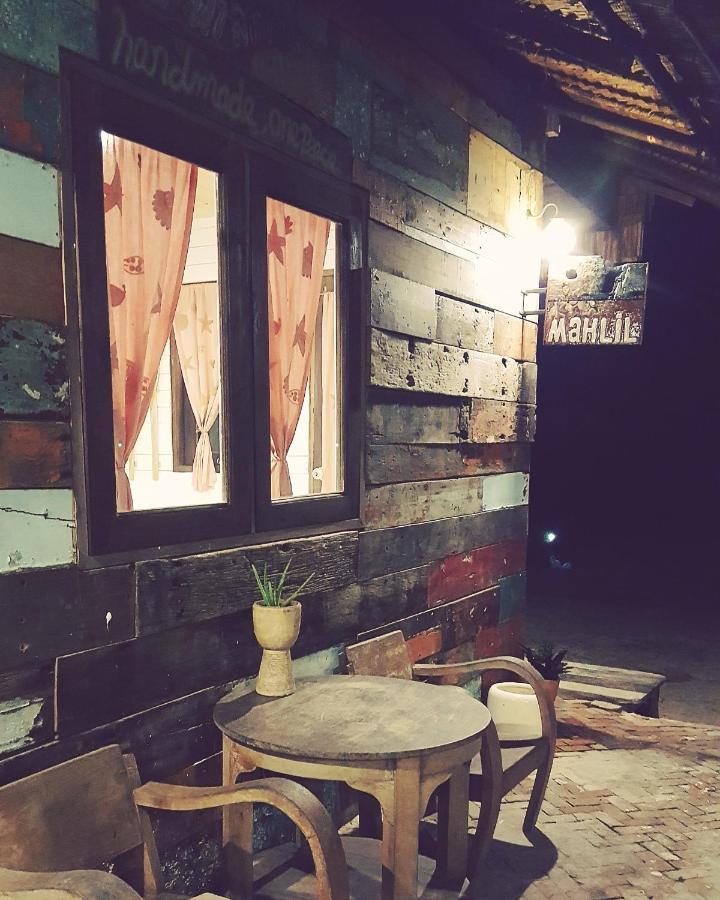 Maliblues Bed & Art Gallery Chumphon Exteriör bild